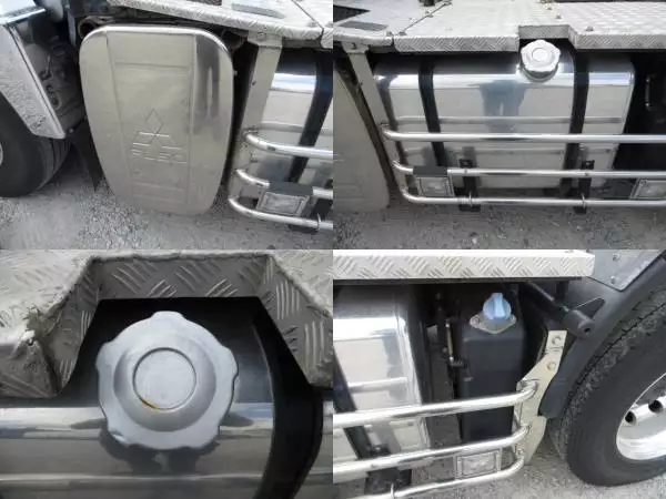 平成27年10月中古大型トラクタヘッド三菱ふそうスーパーグレートの画像22