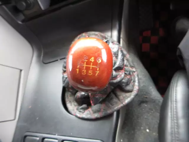 平成27年10月中古大型トラクタヘッド三菱ふそうスーパーグレートの画像33