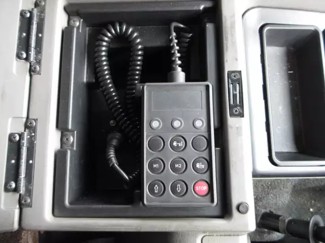 平成27年10月中古大型トラクタヘッド三菱ふそうスーパーグレートの画像35