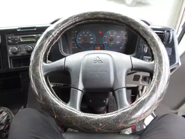 平成27年10月中古大型トラクタヘッド三菱ふそうスーパーグレートの画像40