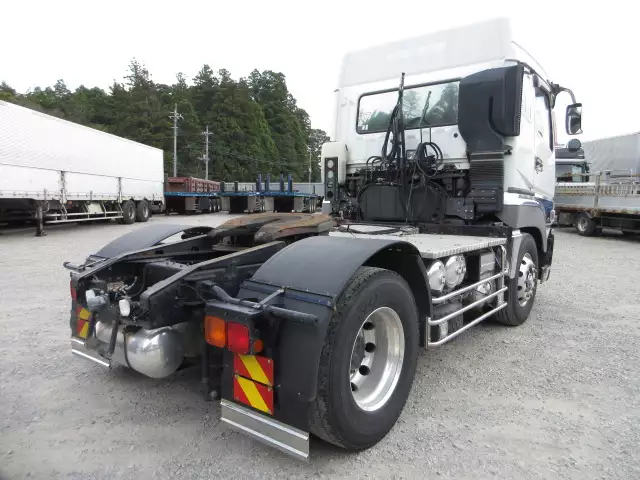 平成27年10月中古大型トラクタヘッド三菱ふそうスーパーグレートの画像5