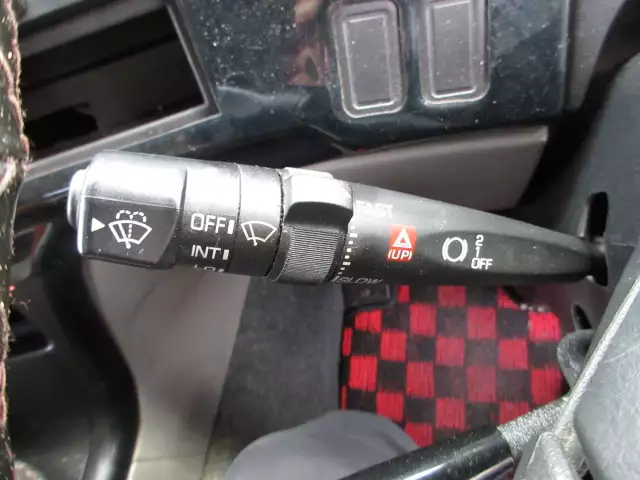 平成27年10月中古大型トラクタヘッド三菱ふそうスーパーグレートの画像41