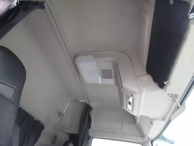 平成27年10月中古大型トラクタヘッド三菱ふそうスーパーグレートの画像44