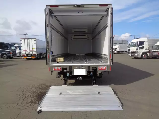 平成30年09月中古増トン冷凍バン・ウィング日野レンジャーの画像9