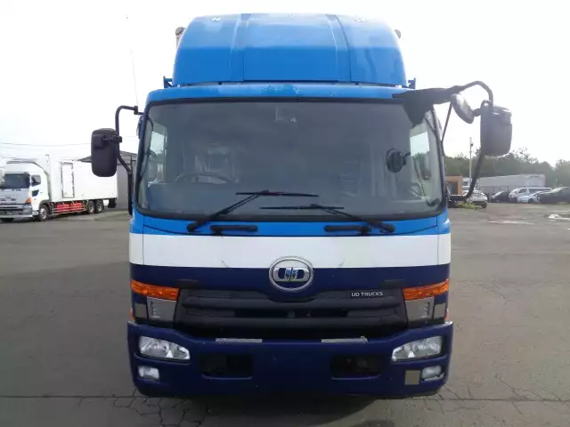 平成27年10月中古中型アルミバン・ウィング日産UDコンドルの画像2