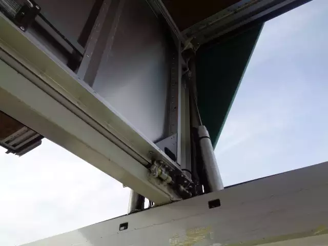 平成27年10月中古中型アルミバン・ウィング日産UDコンドルの画像14