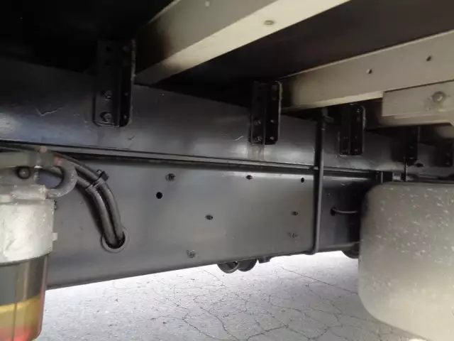 平成27年10月中古中型アルミバン・ウィング日産UDコンドルの画像25