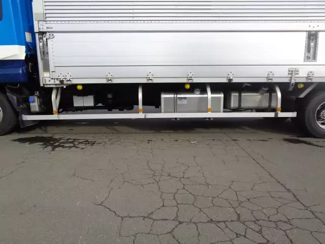 平成27年10月中古中型アルミバン・ウィング日産UDコンドルの画像32