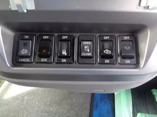 平成27年10月中古中型アルミバン・ウィング日産UDコンドルの画像43