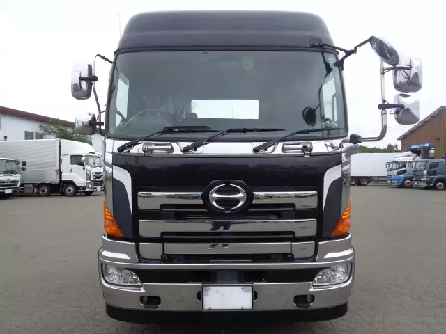 平成29年09月中古大型トラクタヘッド日野プロフィアの画像2