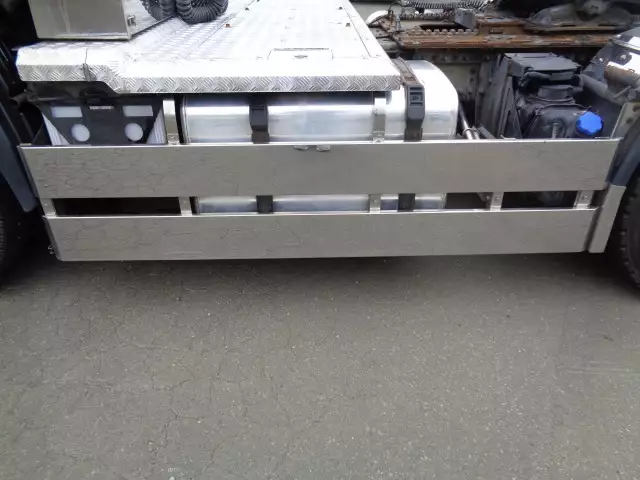 平成29年09月中古大型トラクタヘッド日野プロフィアの画像18