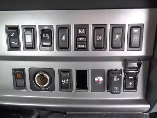 平成29年09月中古大型トラクタヘッド日野プロフィアの画像29