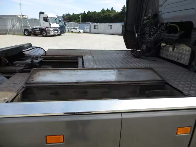 令和01年/平成31年03月中古大型トラクタヘッドスカニアスカニアの画像25