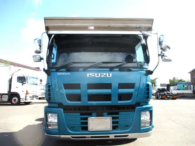 平成26年12月中古大型トラクタヘッドいすゞギガの画像2