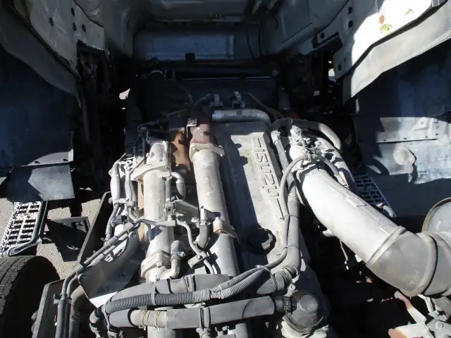 平成26年12月中古大型トラクタヘッドいすゞギガの画像18