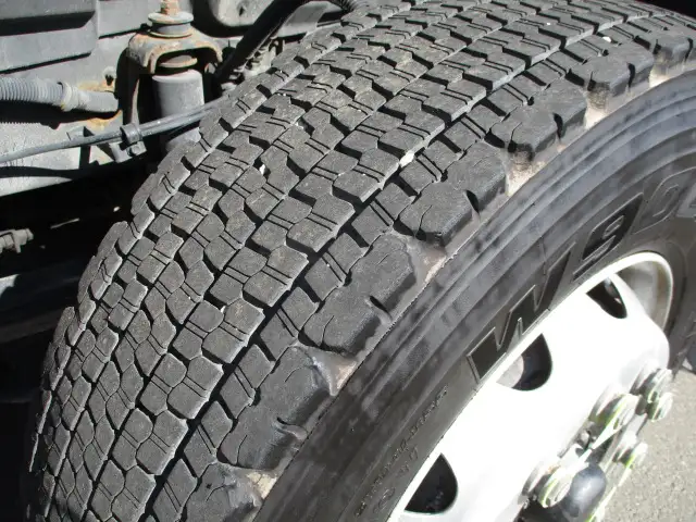 平成26年12月中古大型トラクタヘッドいすゞギガの画像23