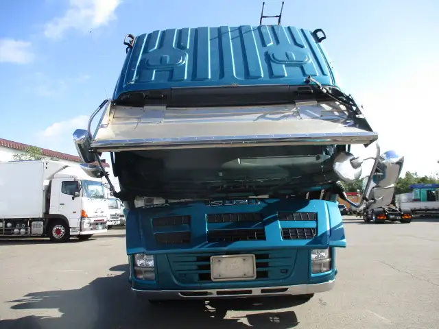 平成26年12月中古大型トラクタヘッドいすゞギガの画像27