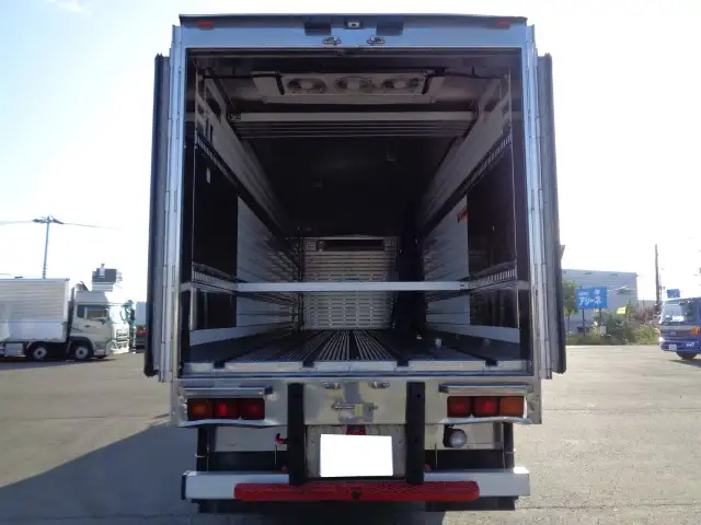 平成27年08月中古大型冷凍バン・ウィング日野プロフィアの画像12