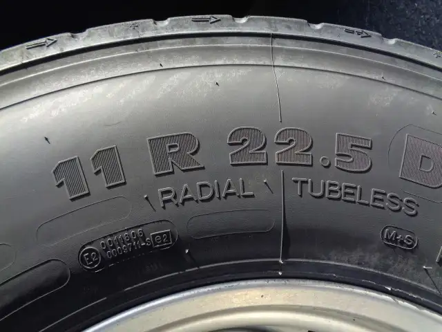 平成27年08月中古大型冷凍バン・ウィング日野プロフィアの画像37