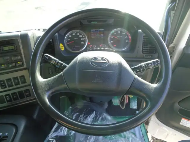 平成27年08月中古大型冷凍バン・ウィング日野プロフィアの画像44