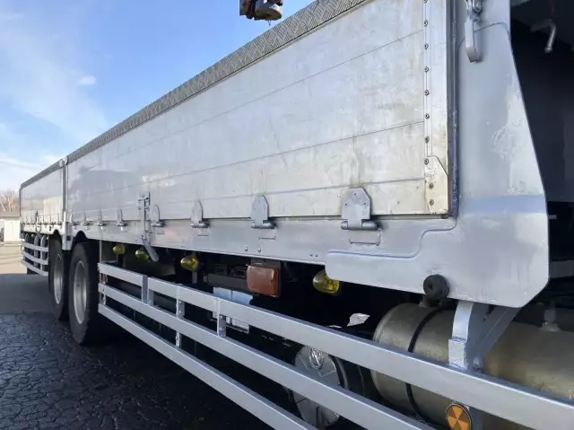 平成25年09月中古増トンクレーン付三菱ふそうファイターの画像17