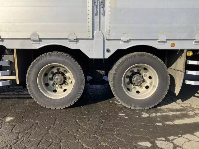 平成25年09月中古増トンクレーン付三菱ふそうファイターの画像31