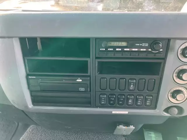 平成25年09月中古増トンクレーン付三菱ふそうファイターの画像43