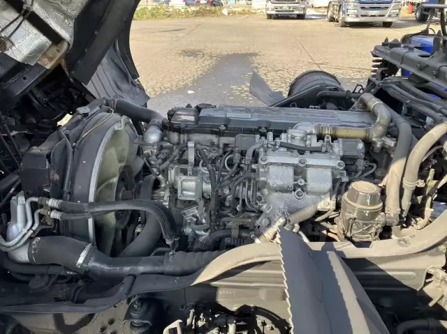 平成25年09月中古増トンクレーン付三菱ふそうファイターの画像51