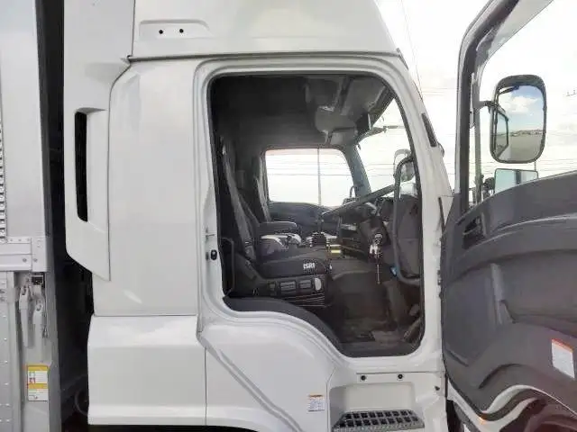 令和04年10月中古大型アルミバン・ウィングいすゞギガの画像19