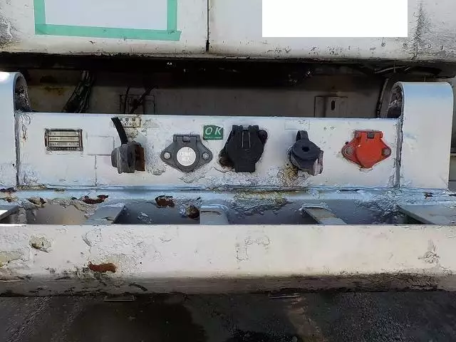 平成18年10月中古その他冷凍トレーラー日本フルハーフフルハーフの画像2