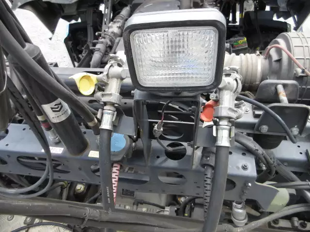 令和02年05月中古大型トラクタヘッド日産UDクオンの画像22