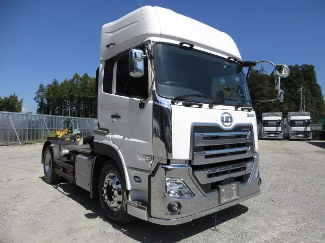 令和03年05月中古大型トラクタヘッド日産UDクオンの画像3