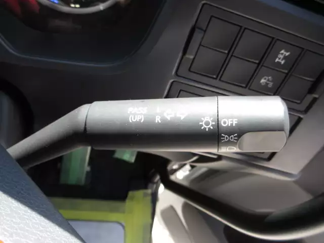 令和03年05月中古大型トラクタヘッド日産UDクオンの画像36