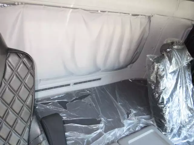 令和03年05月中古大型トラクタヘッド日産UDクオンの画像39