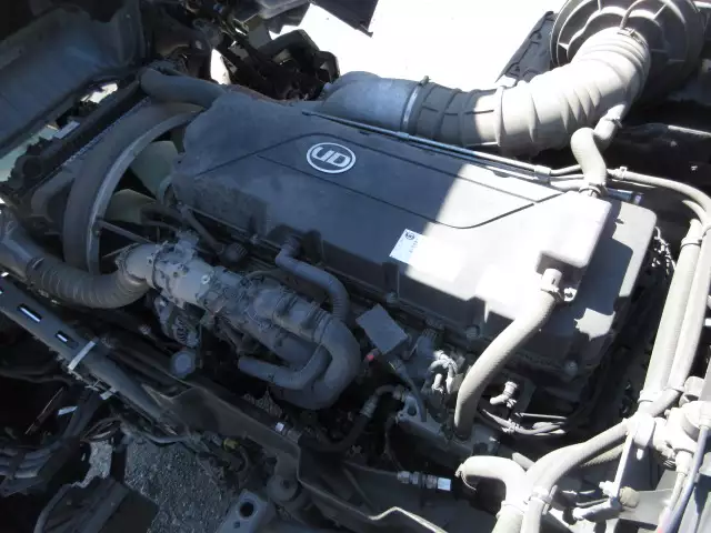 令和03年05月中古大型トラクタヘッド日産UDクオンの画像43