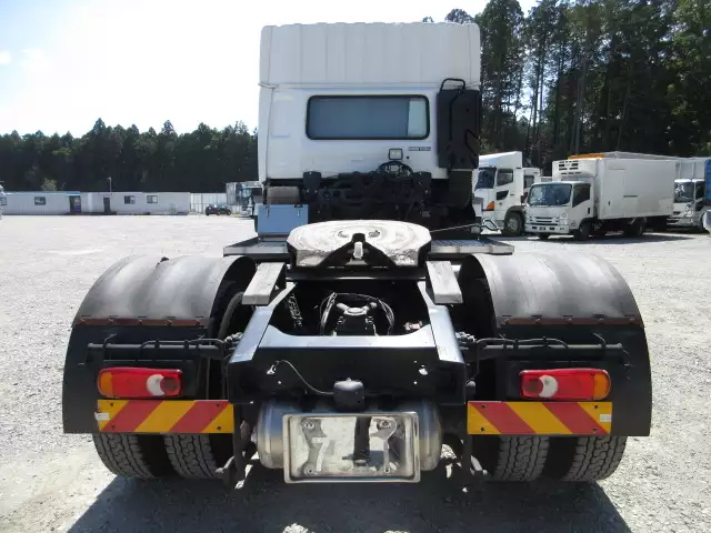 令和03年05月中古大型トラクタヘッド日産UDクオンの画像6