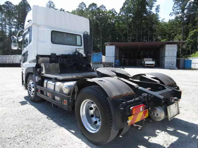 令和03年05月中古大型トラクタヘッド日産UDクオンの画像7