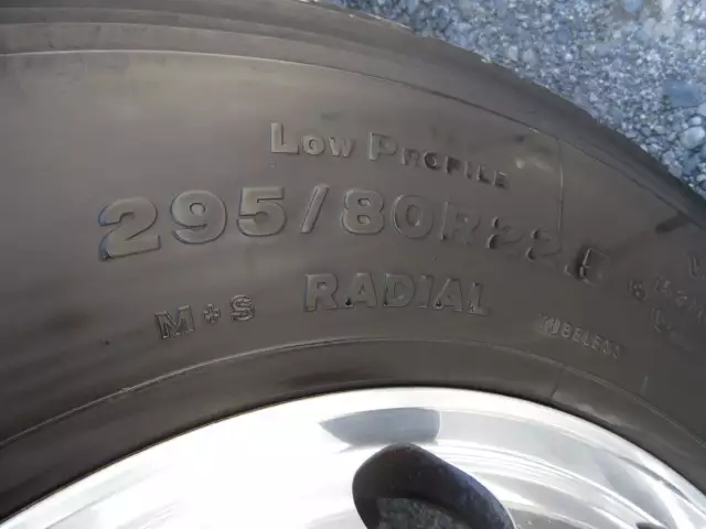 令和03年05月中古大型トラクタヘッド日産UDクオンの画像10