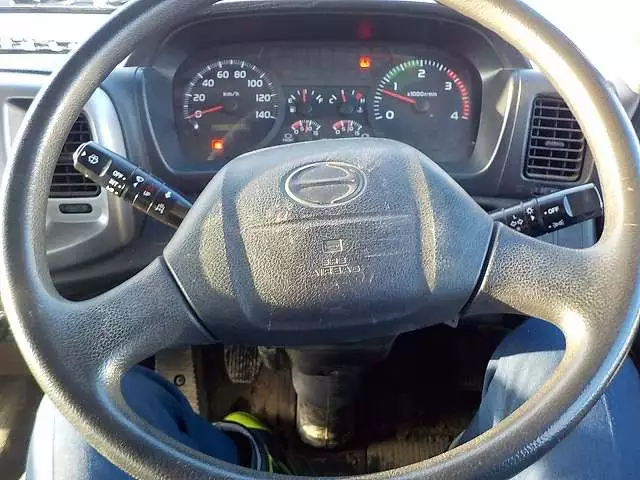 平成27年11月中古中型日野日野の画像20