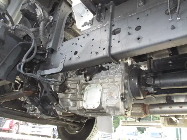 ☆車検付き(R8.9.7)☆ 令和4年 日野 4tアルミウィング 62ワイド ハイルーフ エアサス 210馬力 MT6速 積載:2,700㎏ 距離:5万㎞の画像27