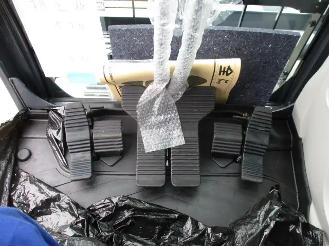 新品  未使用  R5年  コベルコSK210D-10  0.7パワーショベル  解体仕様  2面ガード+トップガード  KV800PRニブラーの画像14