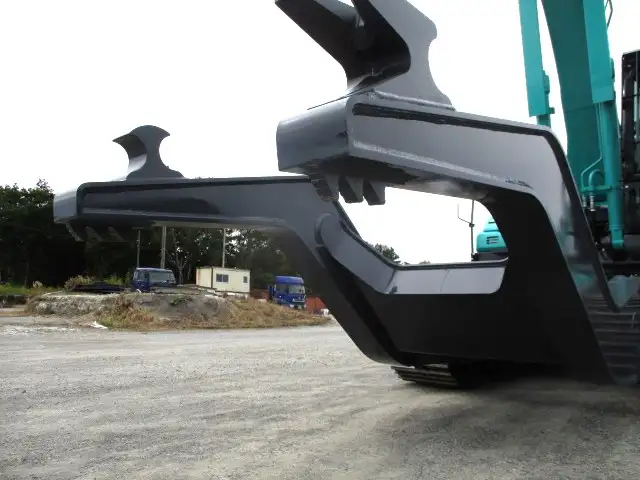 新品  未使用  R5年  コベルコSK210D-10  0.7パワーショベル  解体仕様  2面ガード+トップガード  KV800PRニブラーの画像20