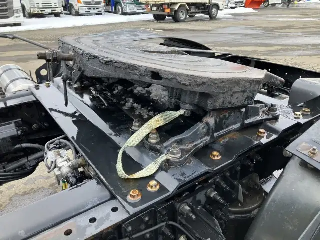 令和01年/平成31年12月中古大型トラクタヘッド日産UDクオンの画像12