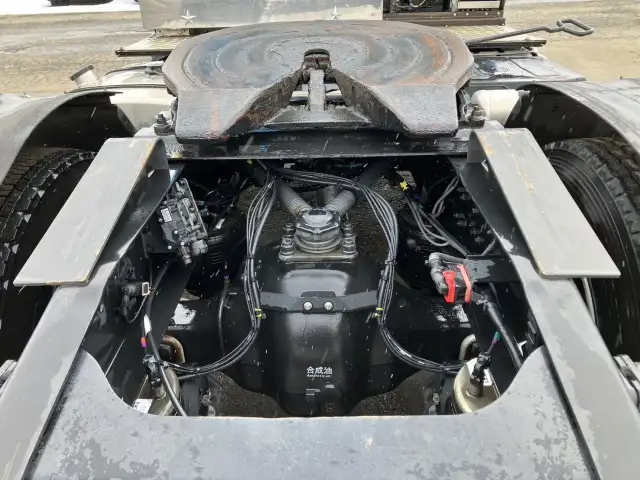 令和01年/平成31年12月中古大型トラクタヘッド日産UDクオンの画像13