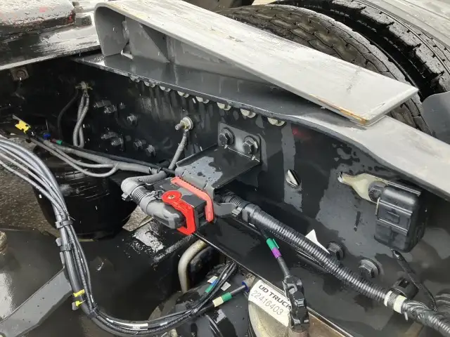 令和01年/平成31年12月中古大型トラクタヘッド日産UDクオンの画像15