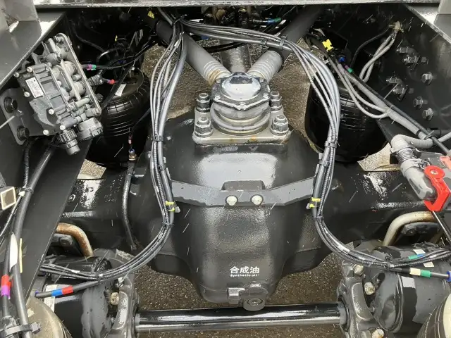 令和01年/平成31年12月中古大型トラクタヘッド日産UDクオンの画像16