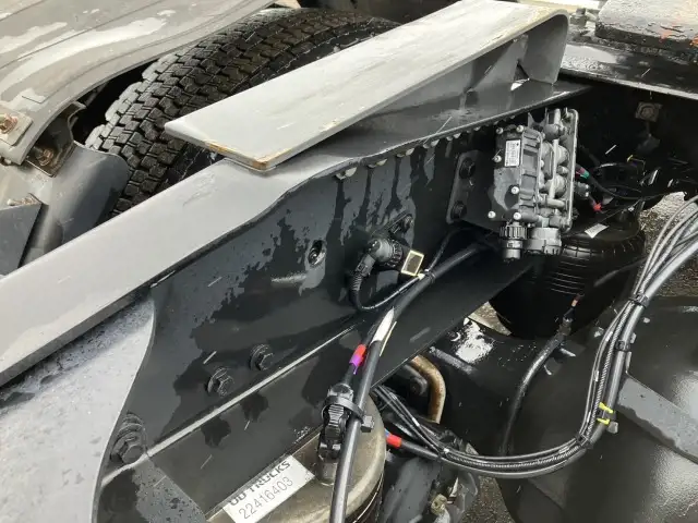 令和01年/平成31年12月中古大型トラクタヘッド日産UDクオンの画像18