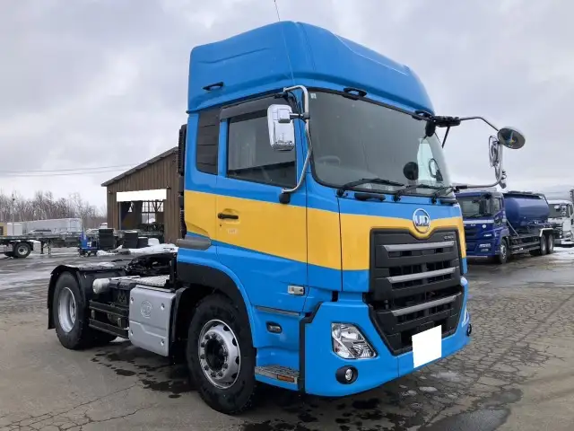 令和01年/平成31年12月中古大型トラクタヘッド日産UDクオンの画像3
