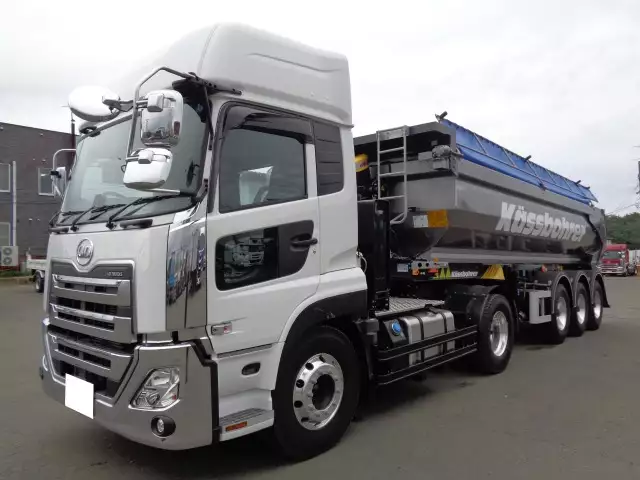 令和05年02月中古大型トラクタヘッド日産UDクオンの画像1