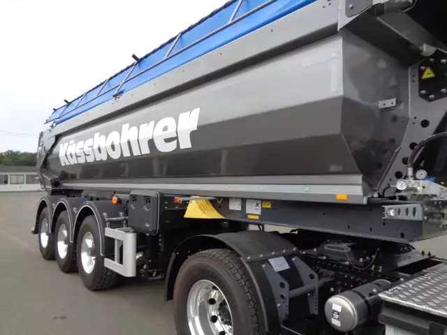 令和05年02月中古大型トラクタヘッド日産UDクオンの画像21